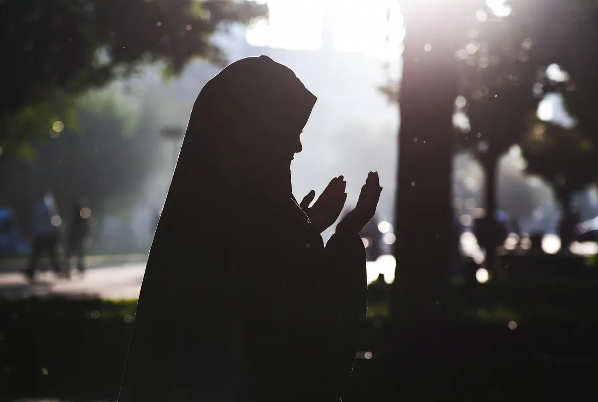 Divine Lordship and Prophetic Truth