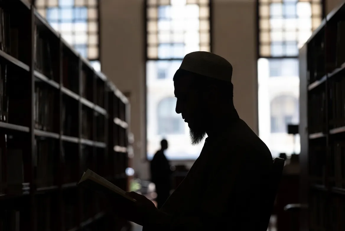 Sincerity in Prophetic Knowledge